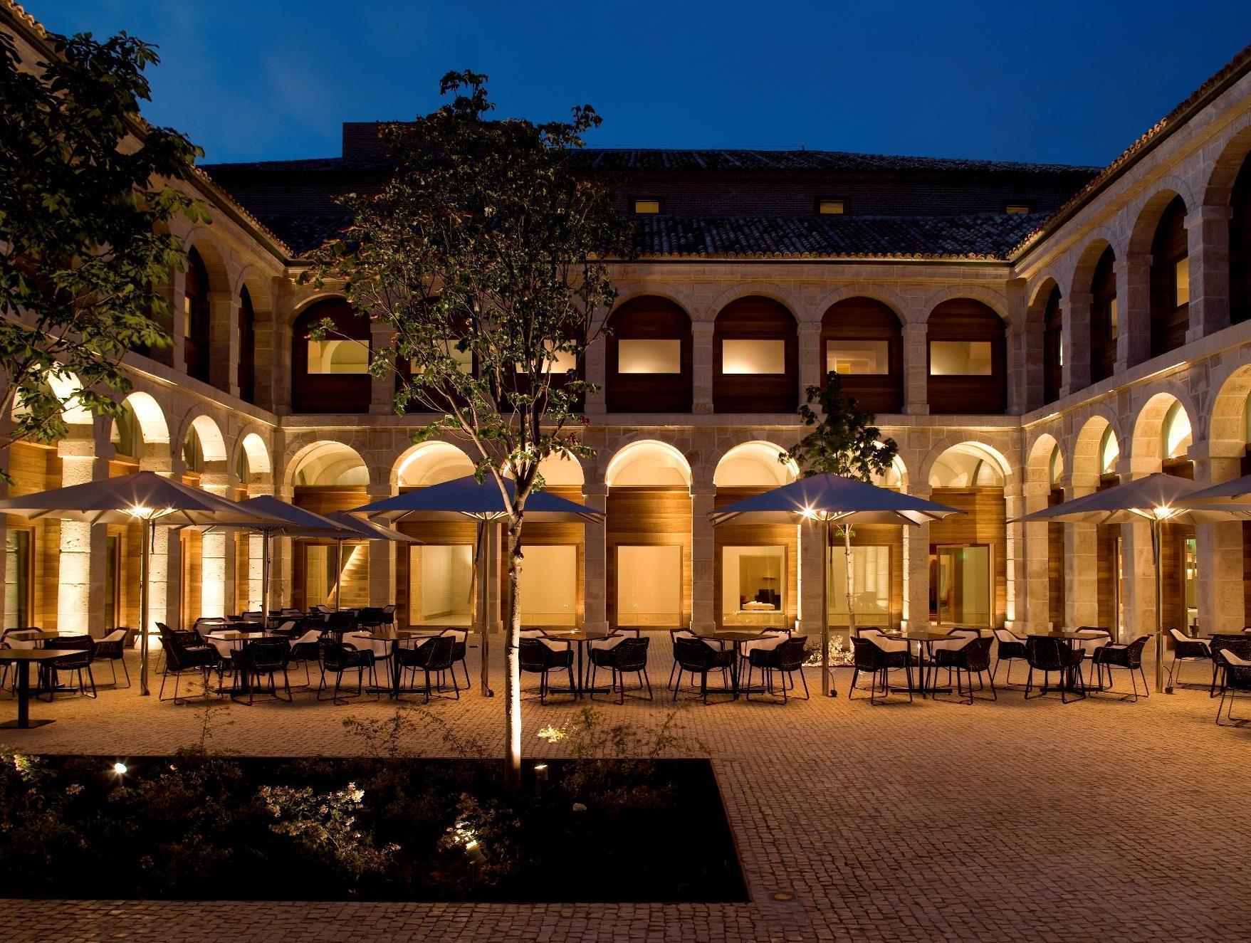 Parador De Alcala De Henares Hotel Exterior photo