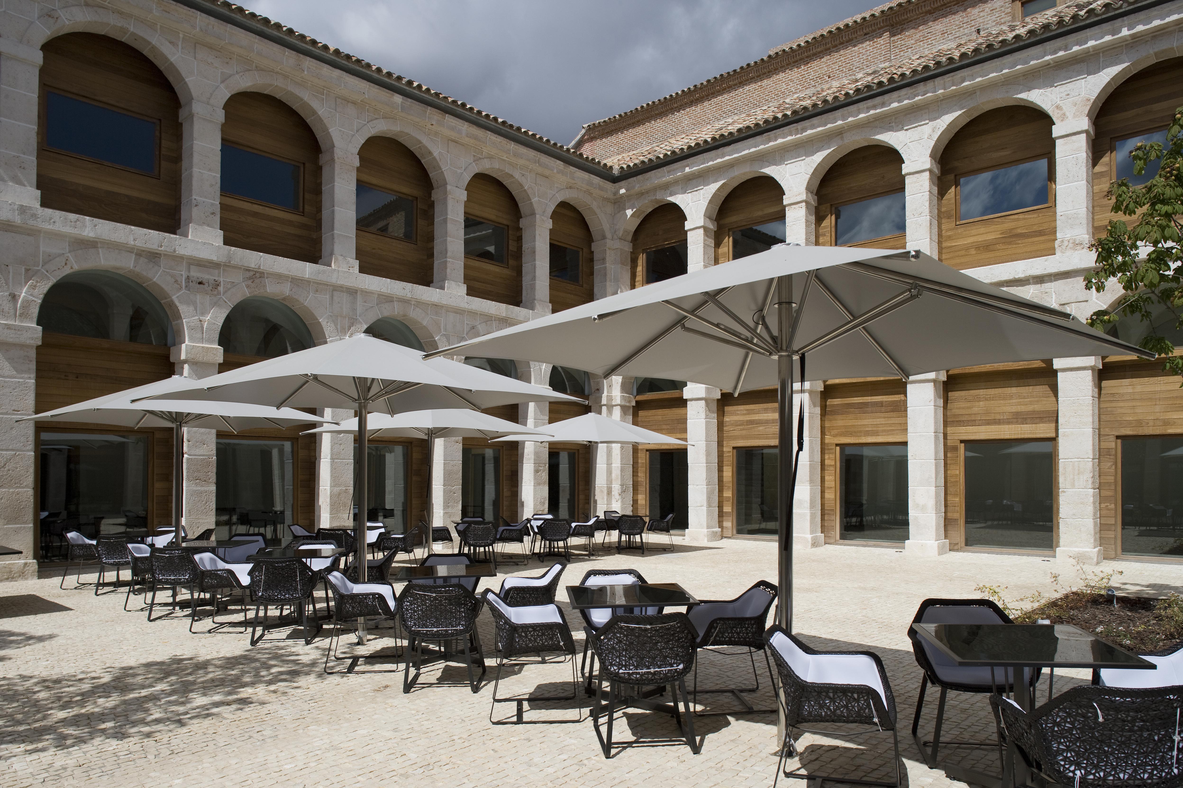 Parador De Alcala De Henares Hotel Exterior photo