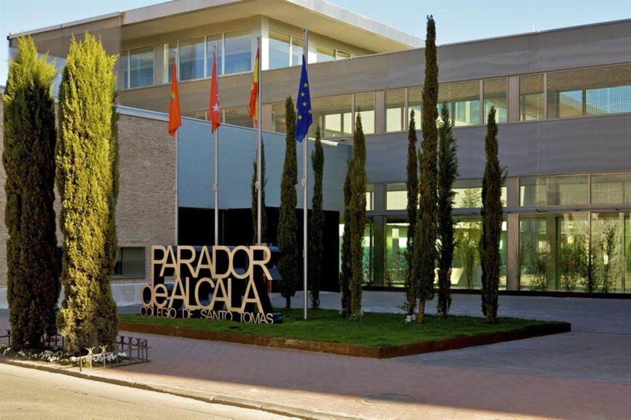 Parador De Alcala De Henares Hotel Exterior photo